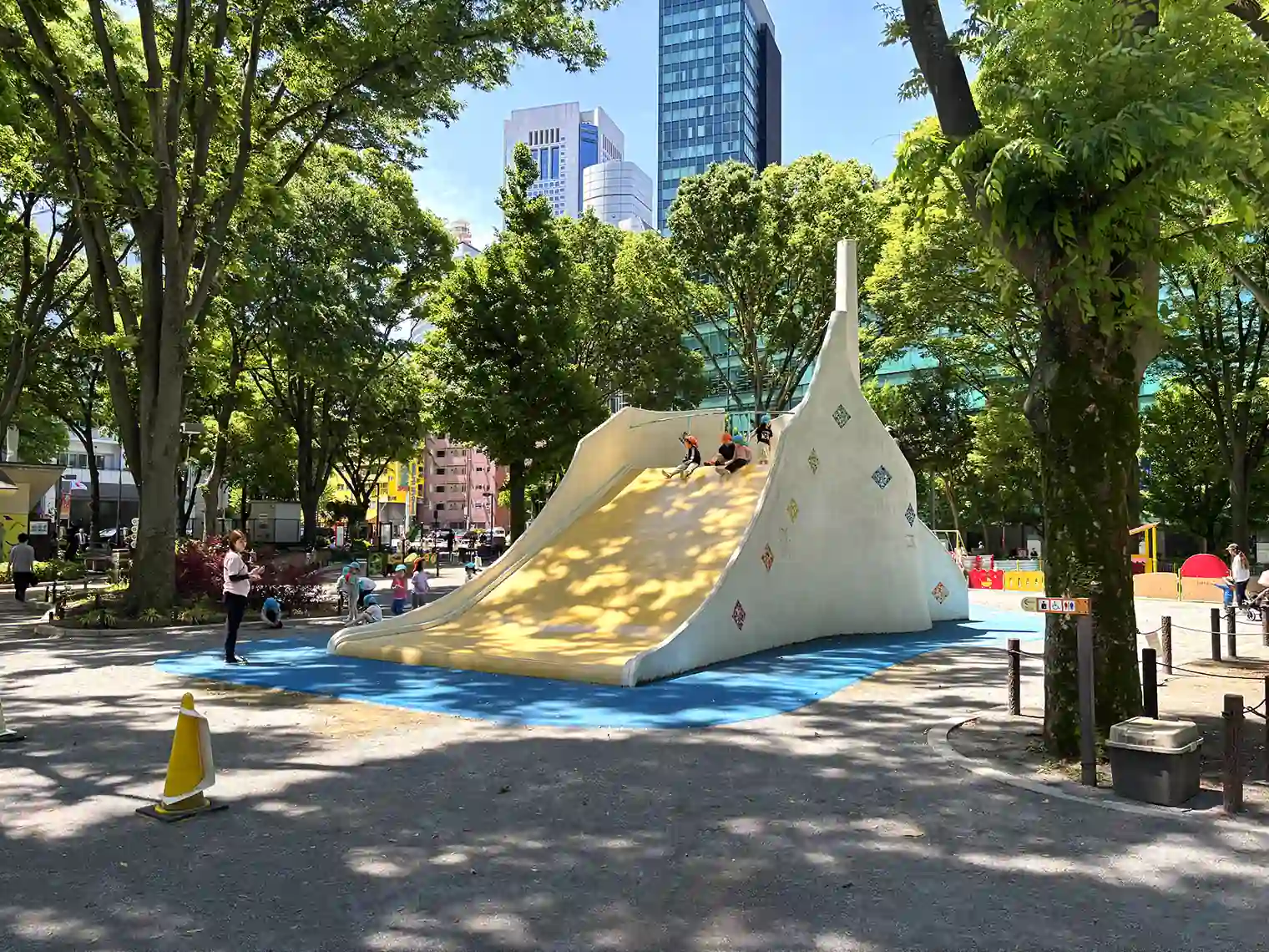 ちびっこ広場