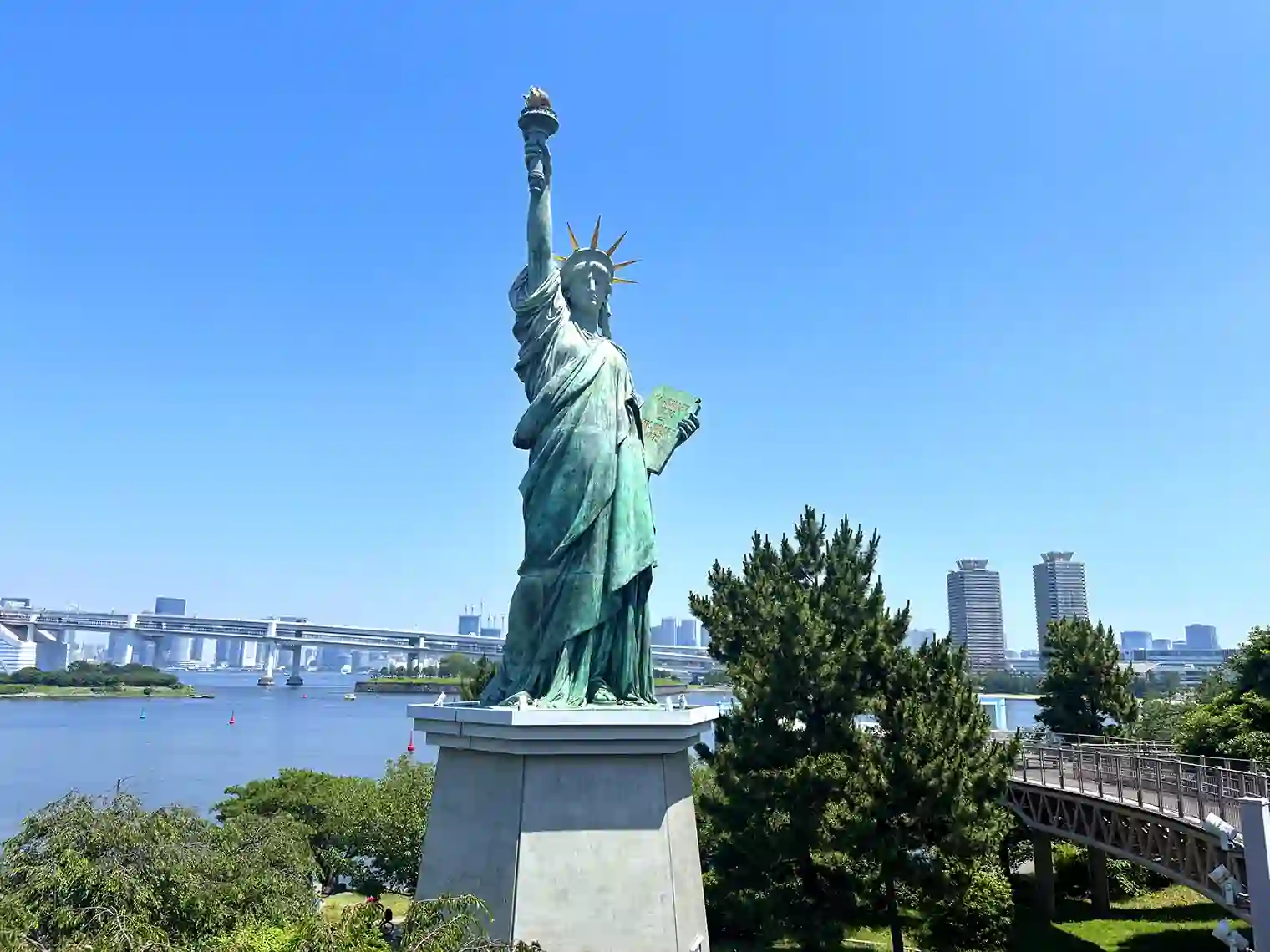 自由の女神像