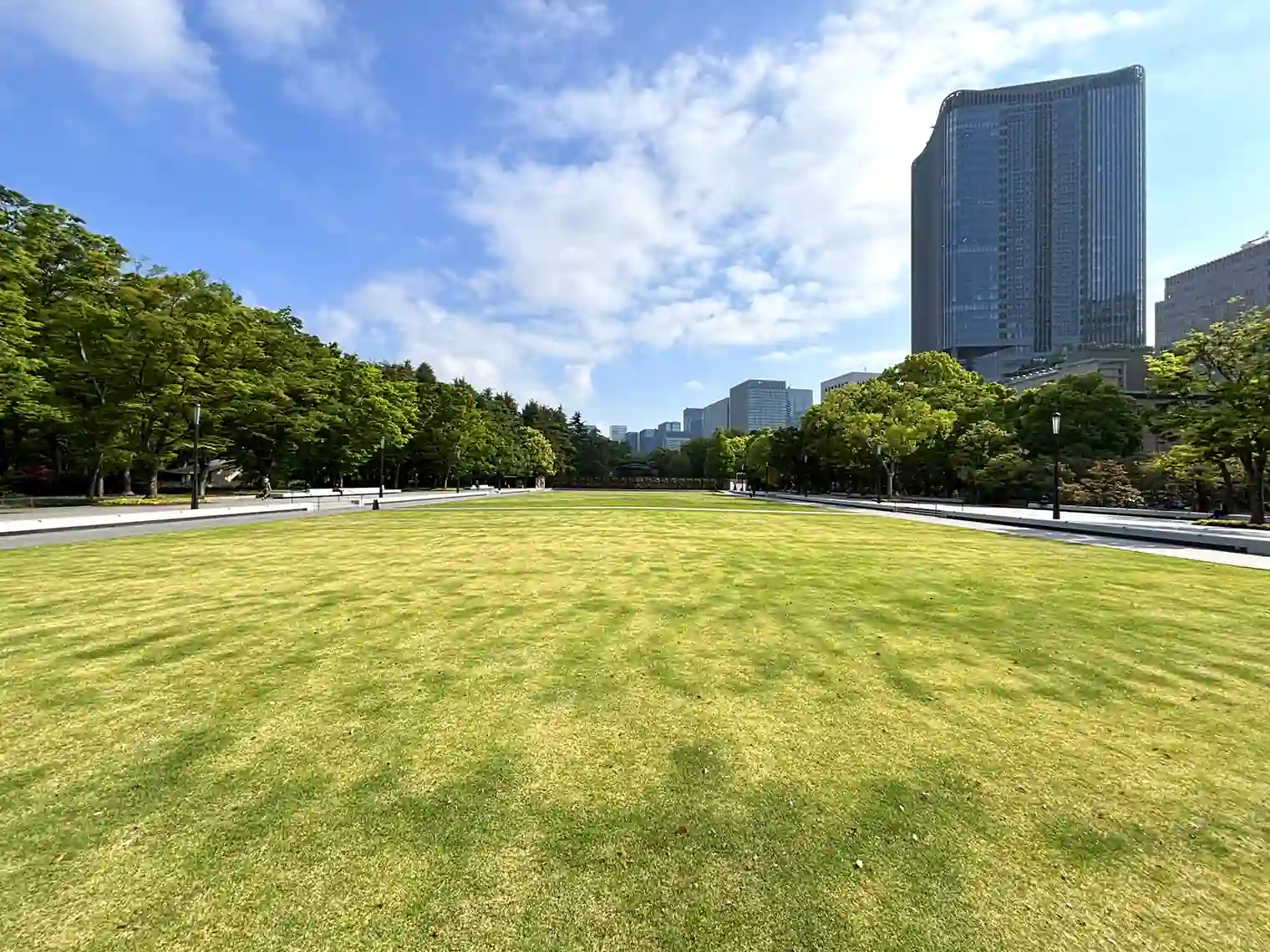 芝庭広場