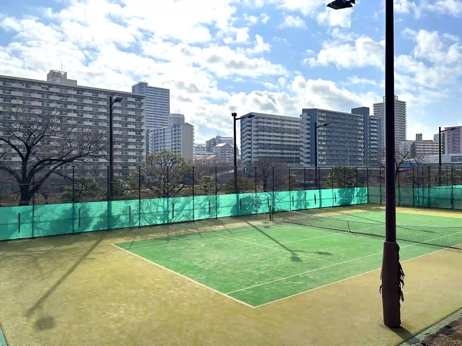 テニスコート（スポーツ公園エリア）
