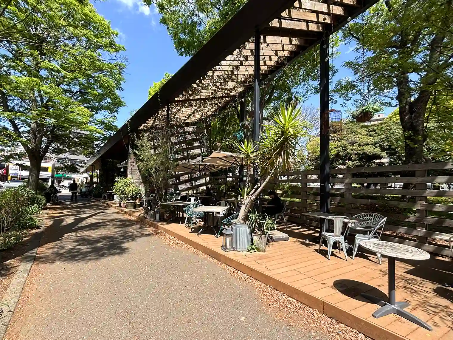 オールデイカフェレストラン「Mr.FARMER 駒沢オリンピック公園店」