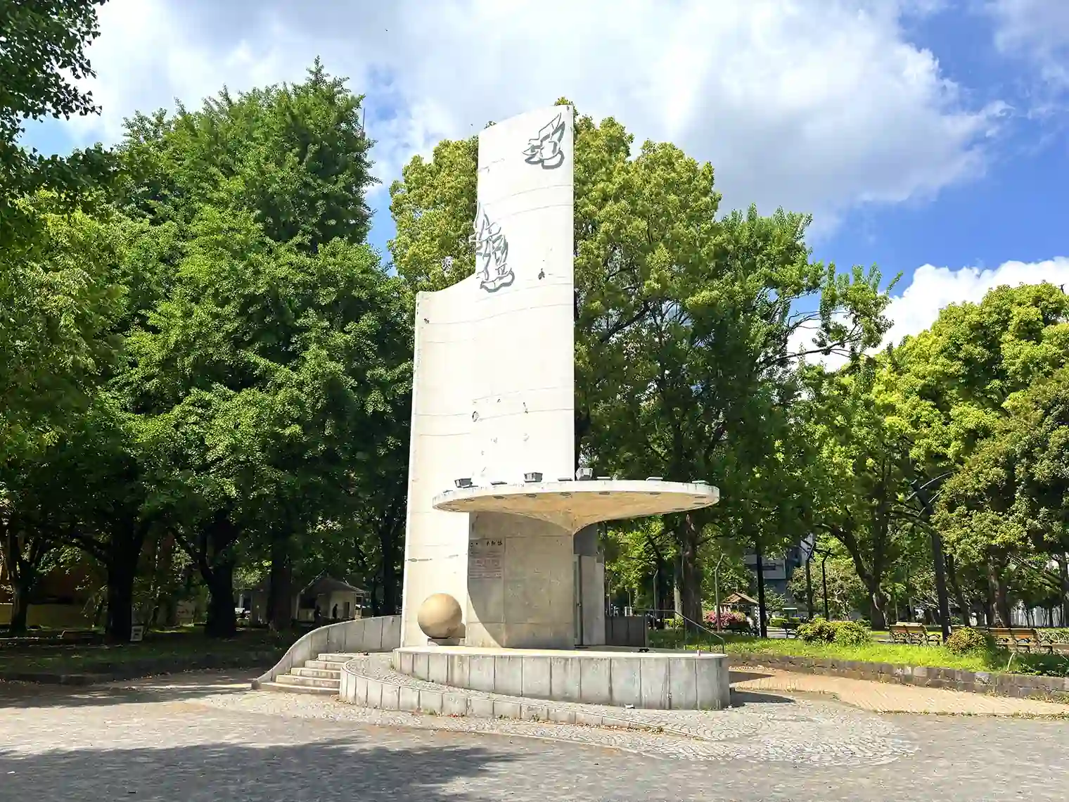 こども平和塔（4号地）