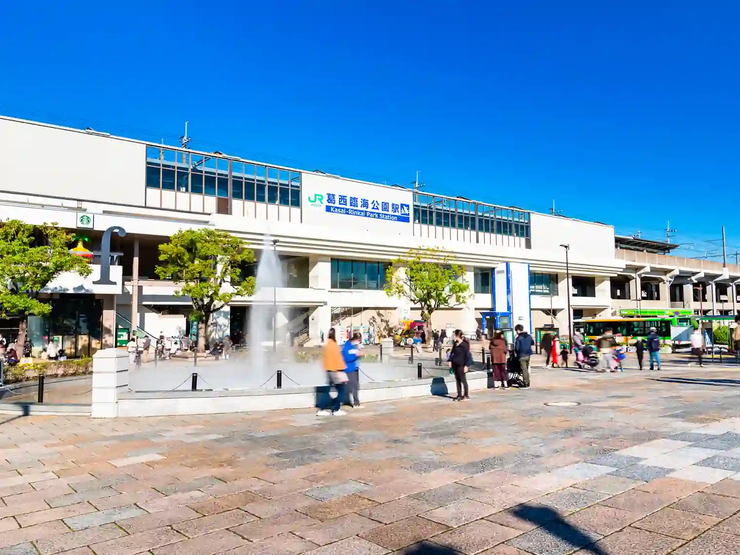 葛西臨海公園駅［PIXTA画像］