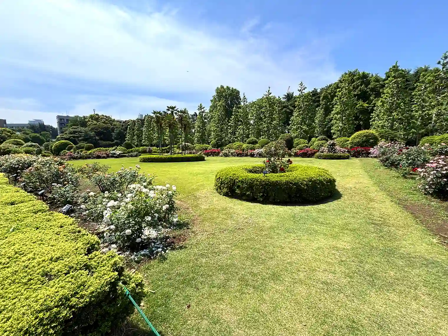 整形式庭園（東エリア）