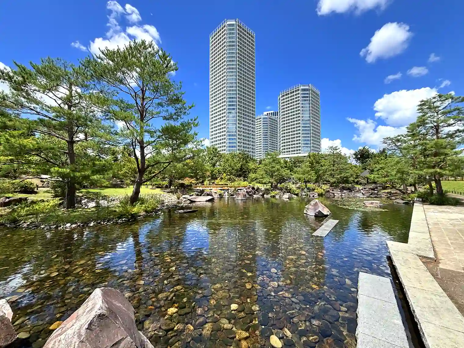 帰真園（日本庭園）