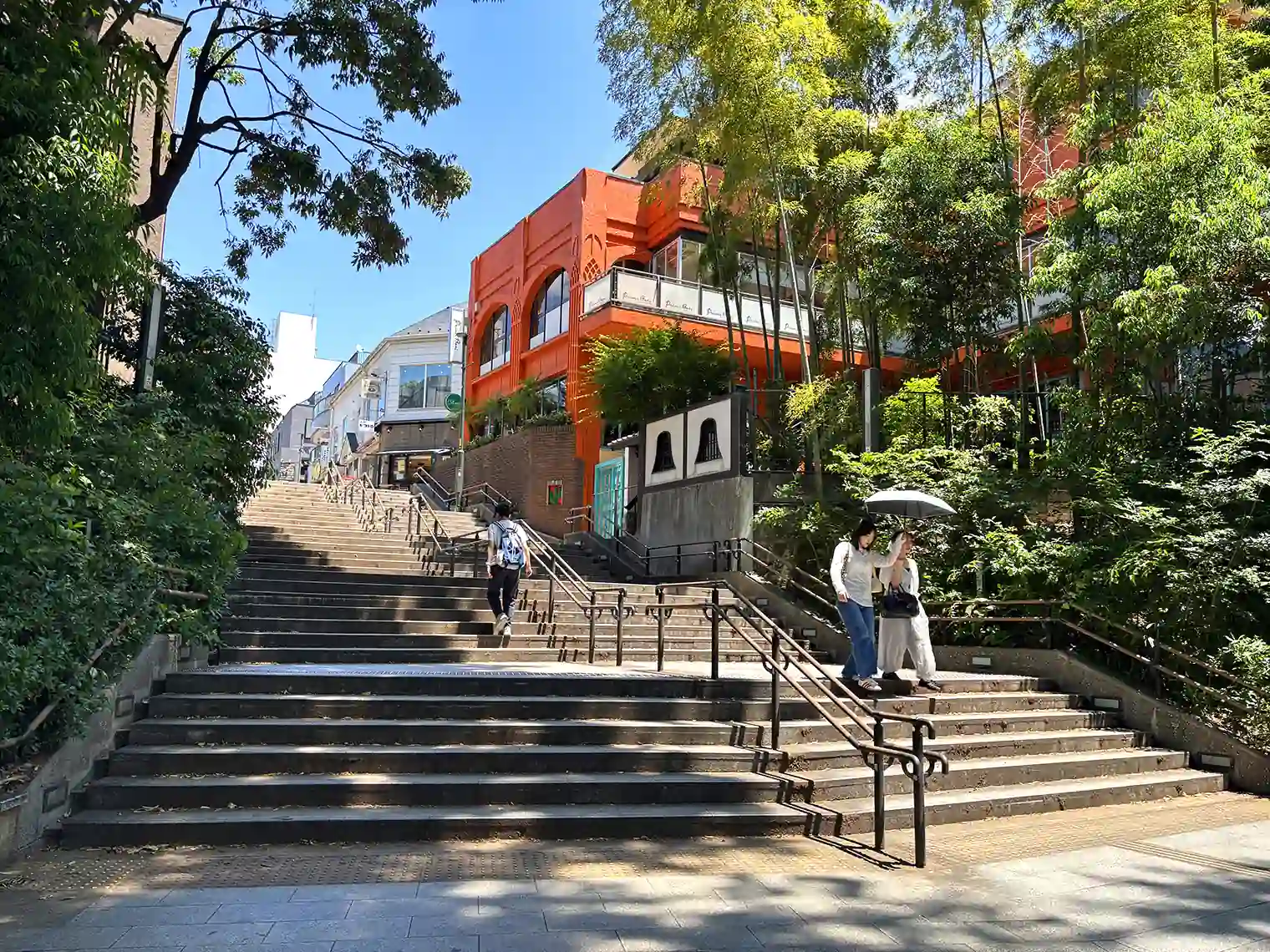 公園入口階段