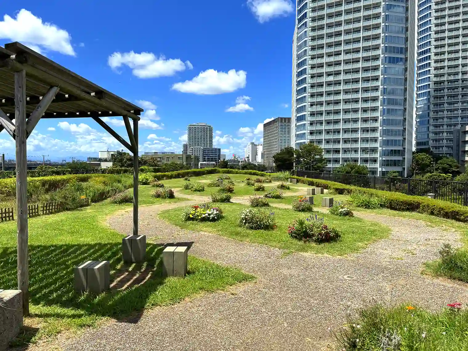 ナチュモコガーデン（住民管理花壇）