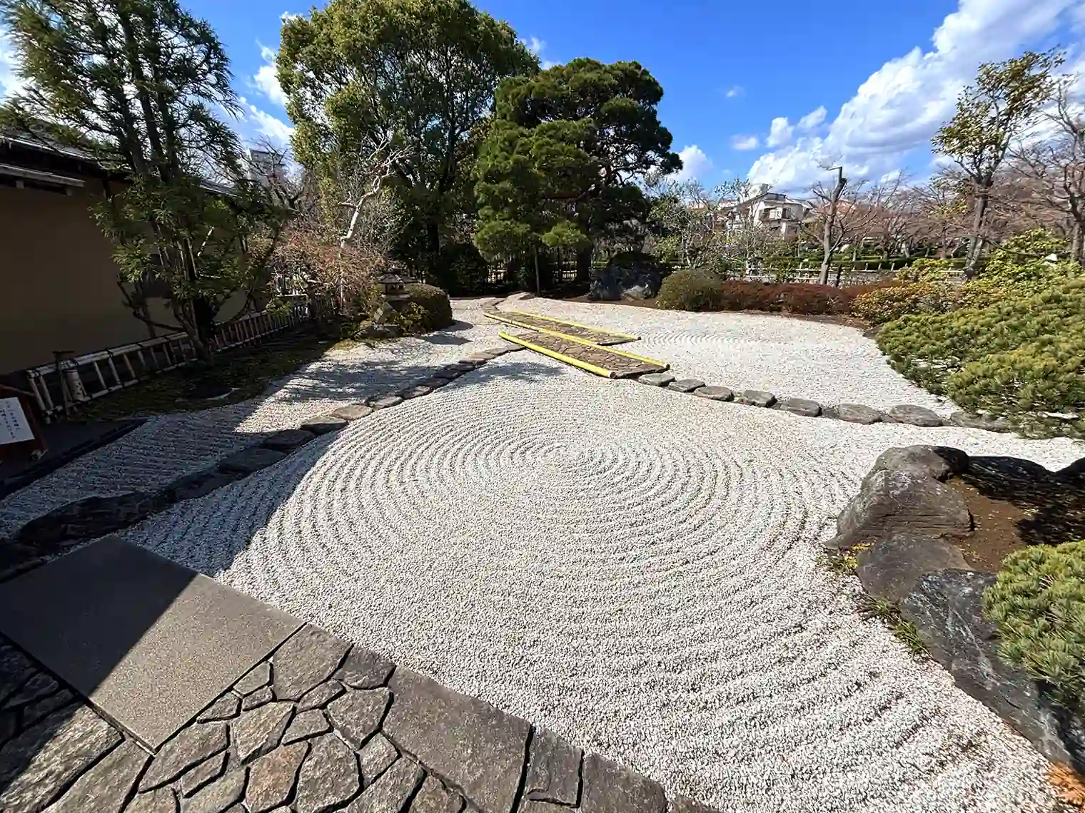 前庭（江戸川平成庭園）