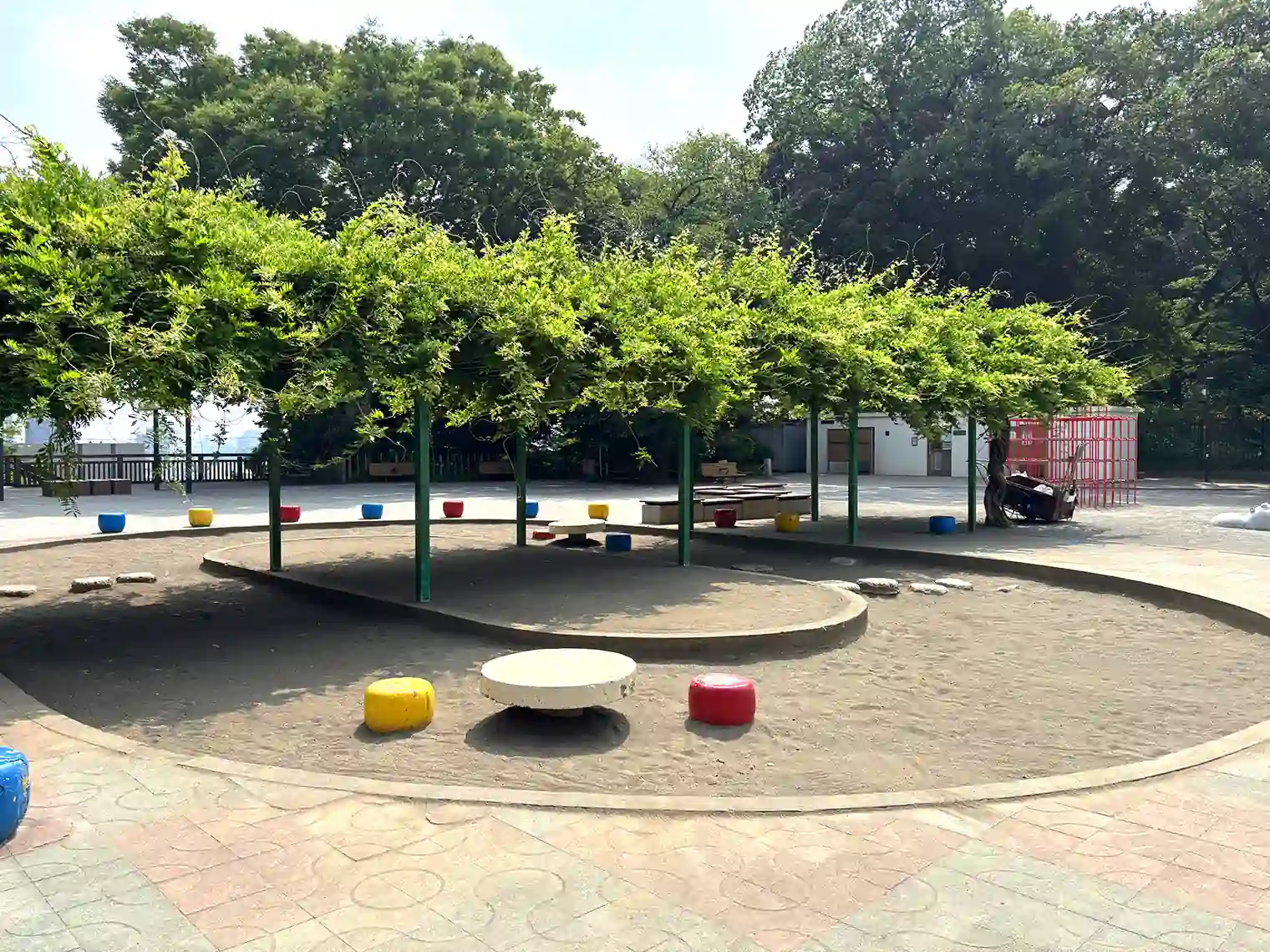 砂場（遊具広場）