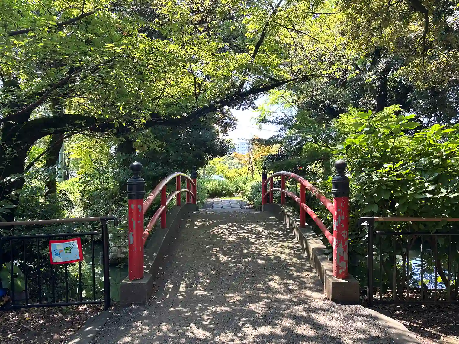 弁天島に架かる橋
