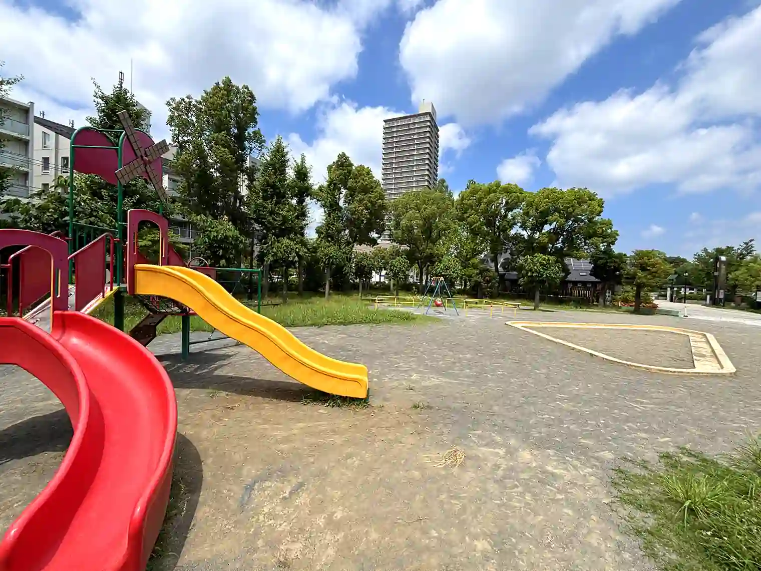 チビッコ広場